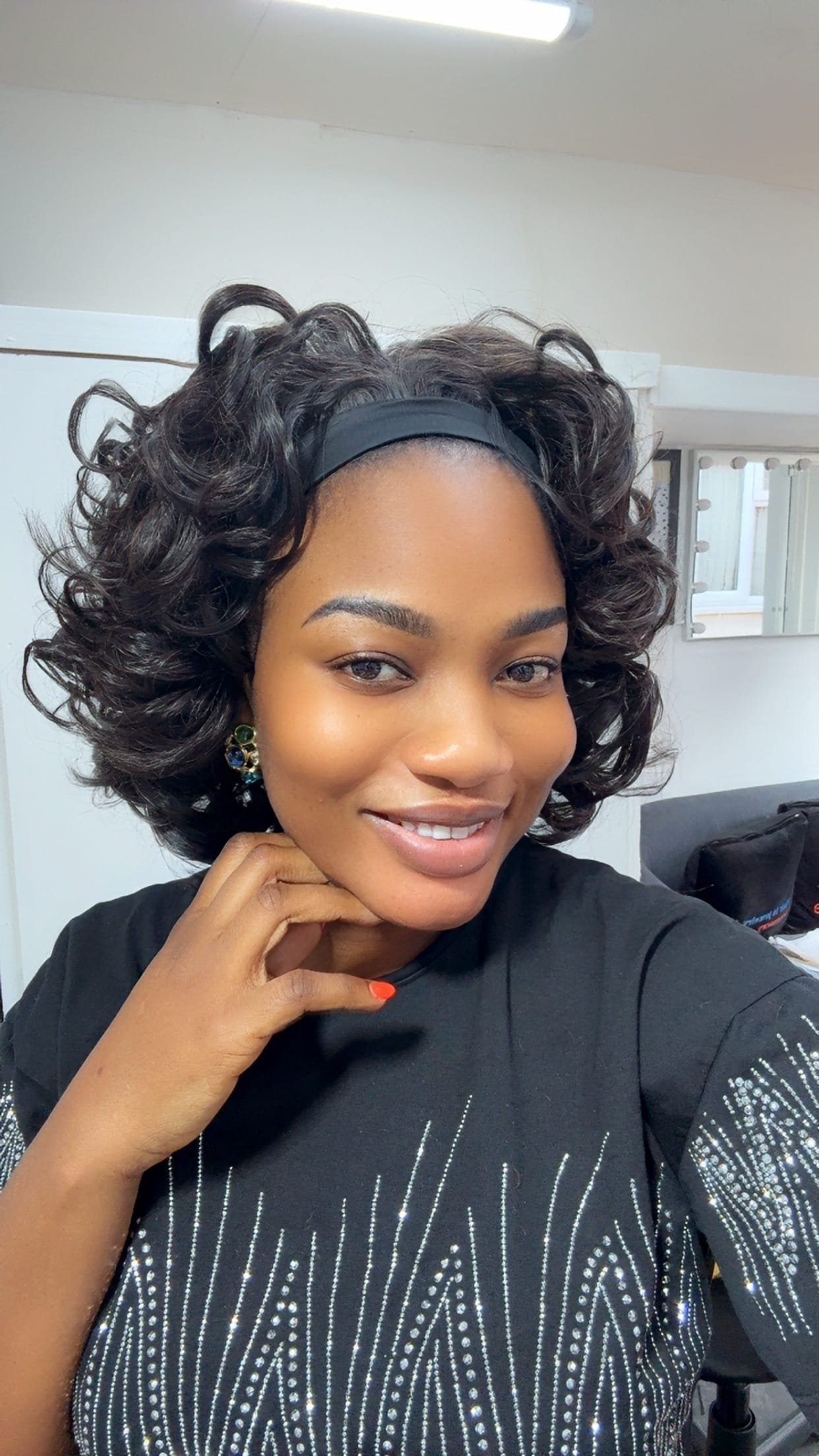 Indian Bouncy Black Band wig(medium) - Image 11