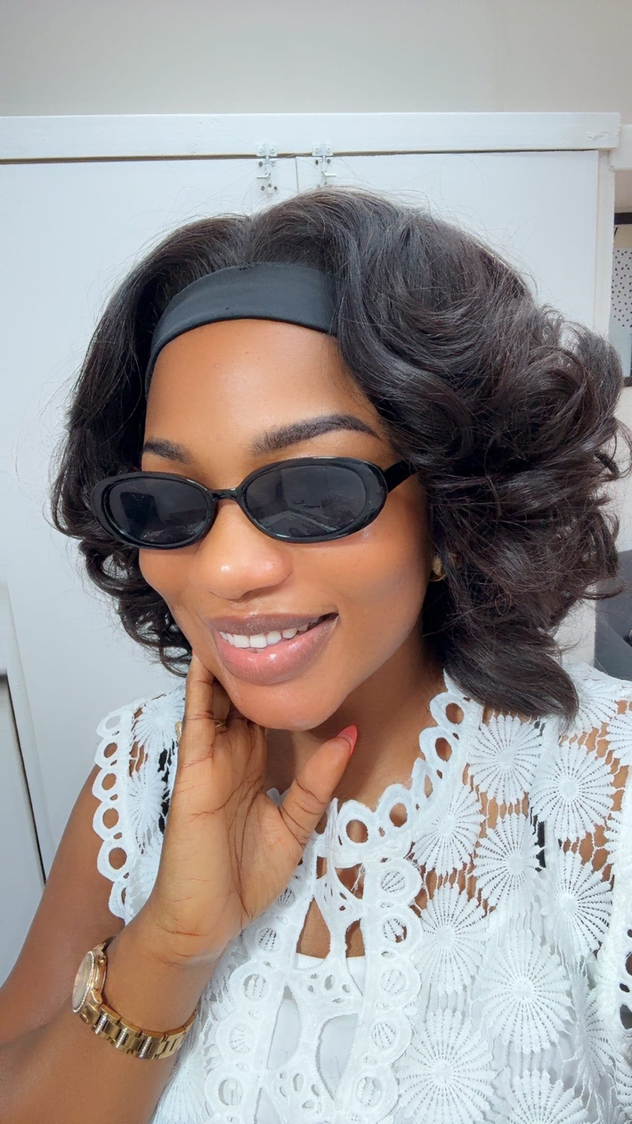 Indian Bouncy Black Band wig(medium) - Image 9